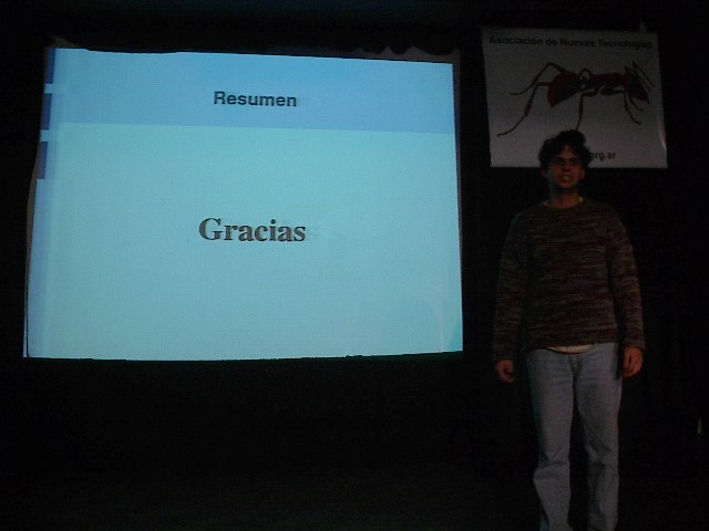 003359  Gracias